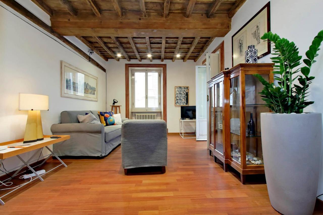 Ych-Farnese Charme Appartement Rome Buitenkant foto